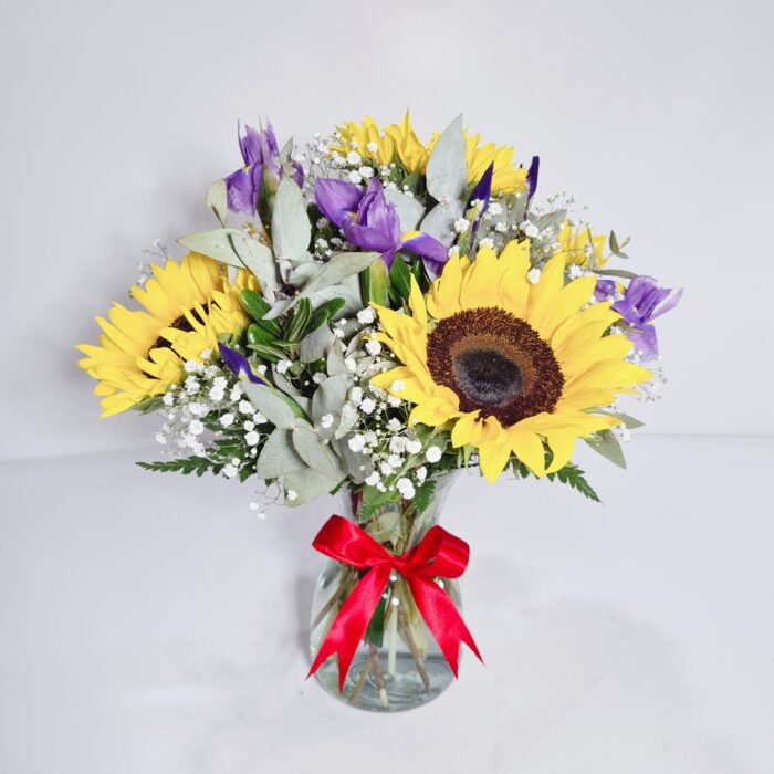 Arreglo de girasoles en florero